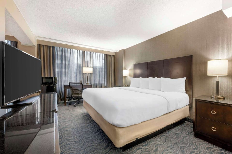 In-room safe, blackout drapes, iron/ironing board