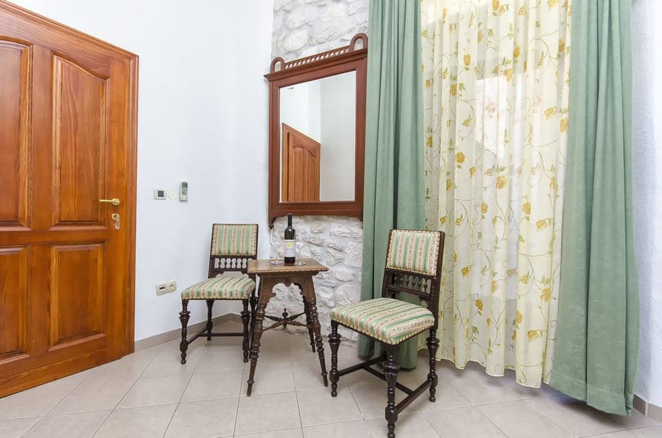 Comfort Twin Room | Soundproofing, iron/ironing board, free WiFi, bed sheets