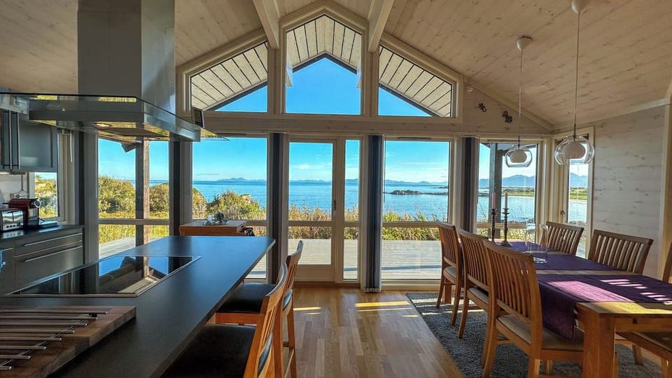 Deluxe House, 3 Bedrooms | Beach/ocean view