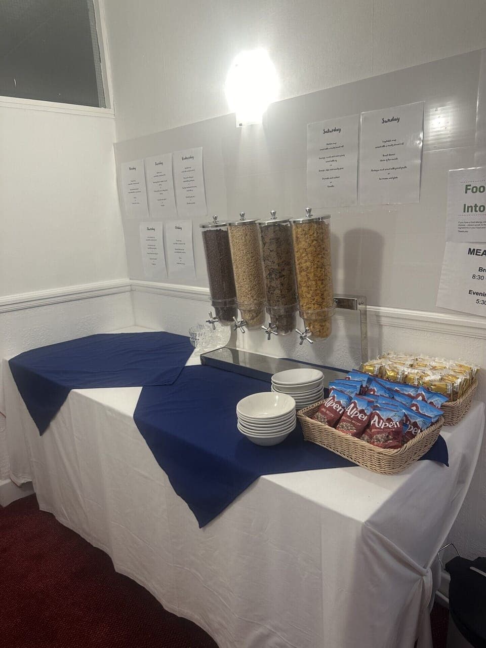 Free daily English breakfast