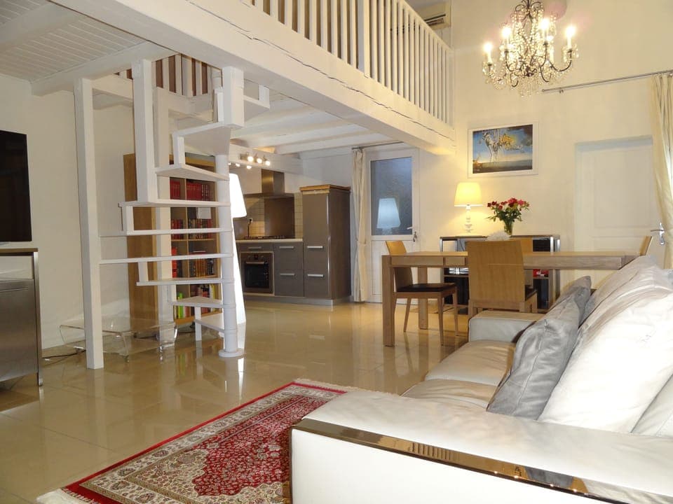 Apartment (Mazet) | Living room | TV