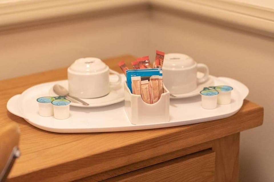 Individually decorated, individually furnished, laptop workspace