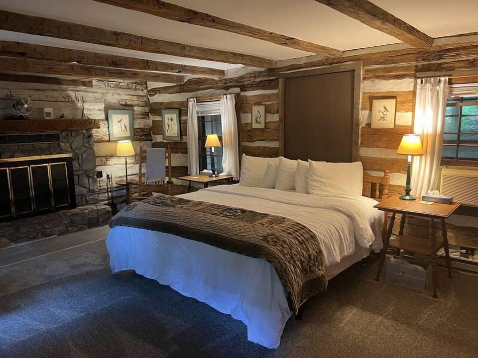 Room, Private Bathroom (Crabtree Falls) | Premium bedding, pillowtop beds, individually decorated