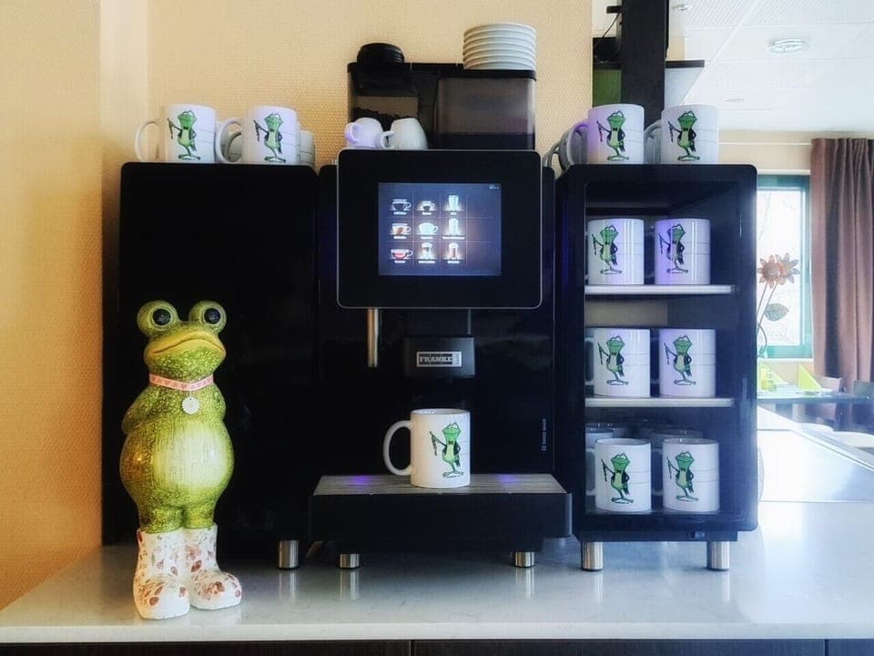 Daily buffet breakfast (EUR 14 per person)