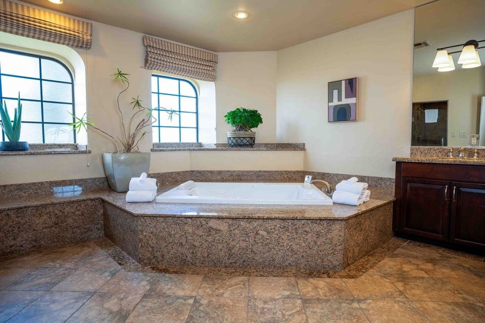 Room (Mccormick Residence) | Bathroom | Designer toiletries, hair dryer, bathrobes, towels