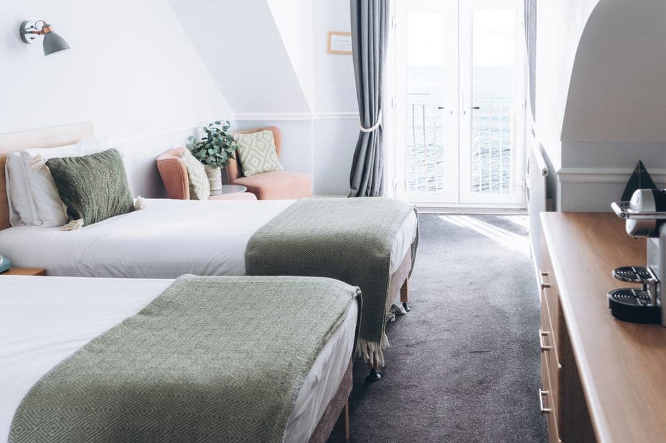 Twin Room, Sea View | In-room safe, iron/ironing board, free WiFi, bed sheets