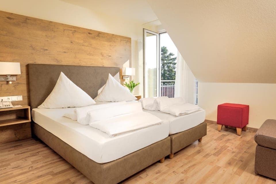 In-room safe, desk, free WiFi, bed sheets