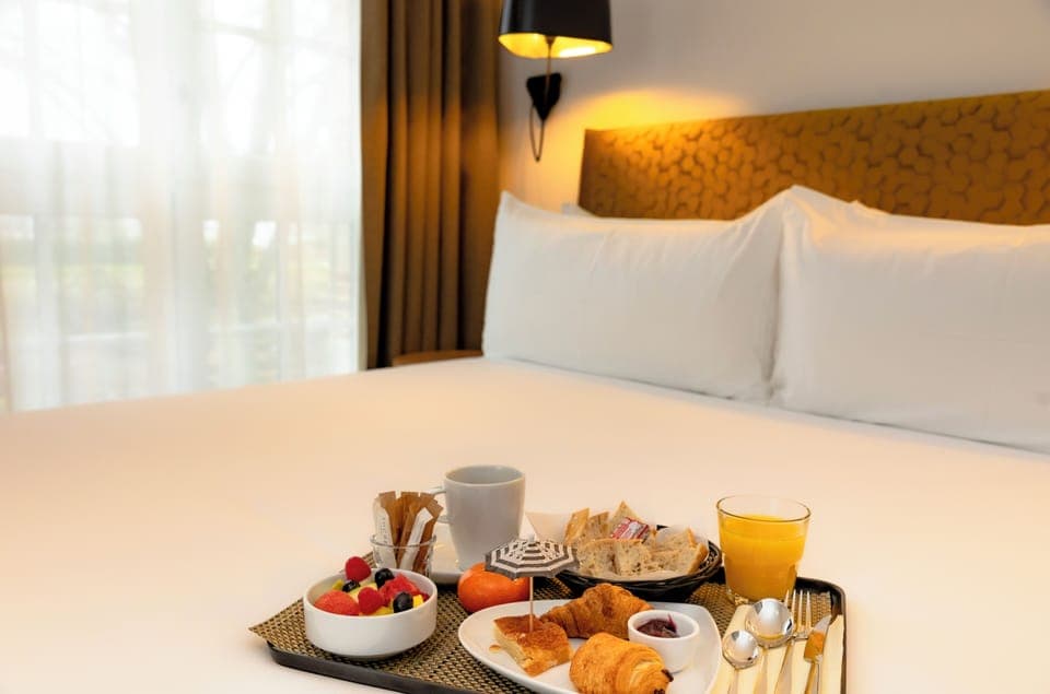 Premium Suite, Terrace, Garden View (Prestige) | Egyptian cotton sheets, premium bedding, Select Comfort beds