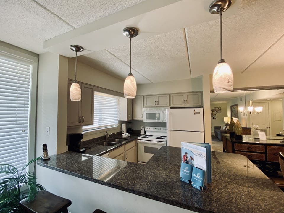 Condo, 2 Bedrooms, 2 Bathrooms | 1 bedroom, individually decorated, individually furnished