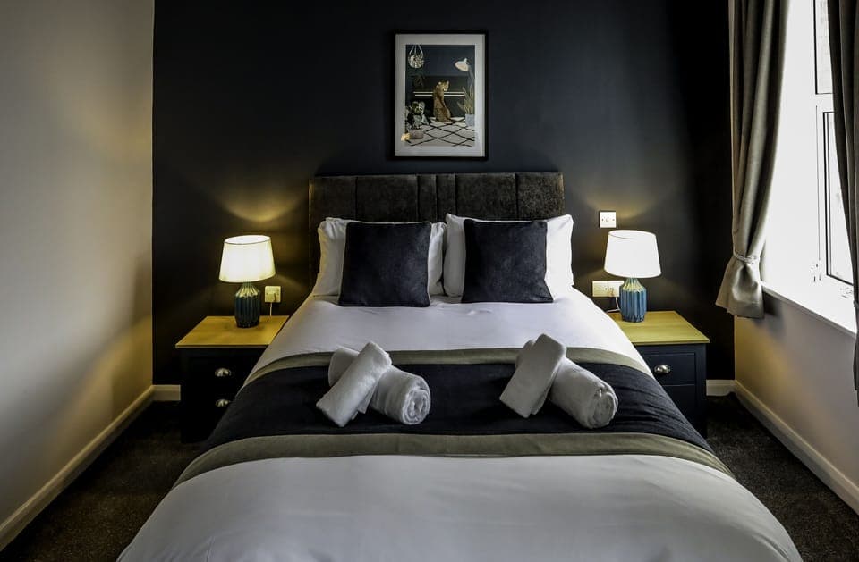 Classic Double Room | Hypo-allergenic bedding, individually decorated, individually furnished