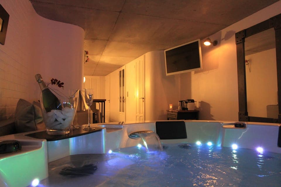 Luxury Double Room, Hot Tub (n°1) | Jetted tub