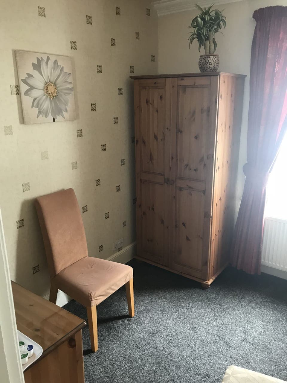Desk, iron/ironing board, free WiFi, bed sheets
