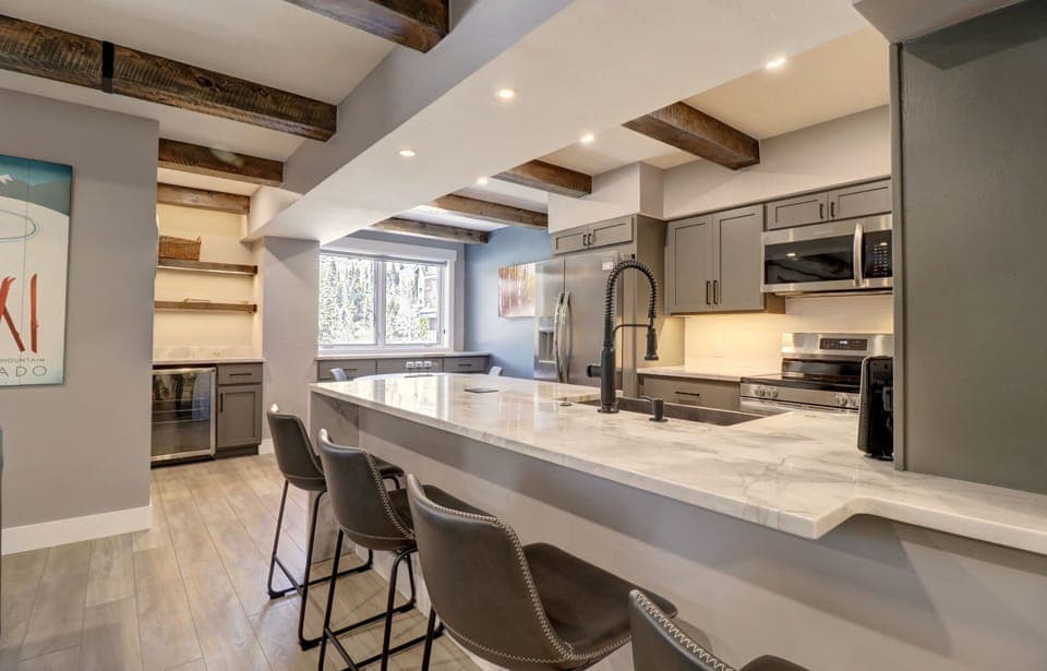 Condo, 2 Bedrooms | Private kitchen | Fridge, microwave, oven, dishwasher