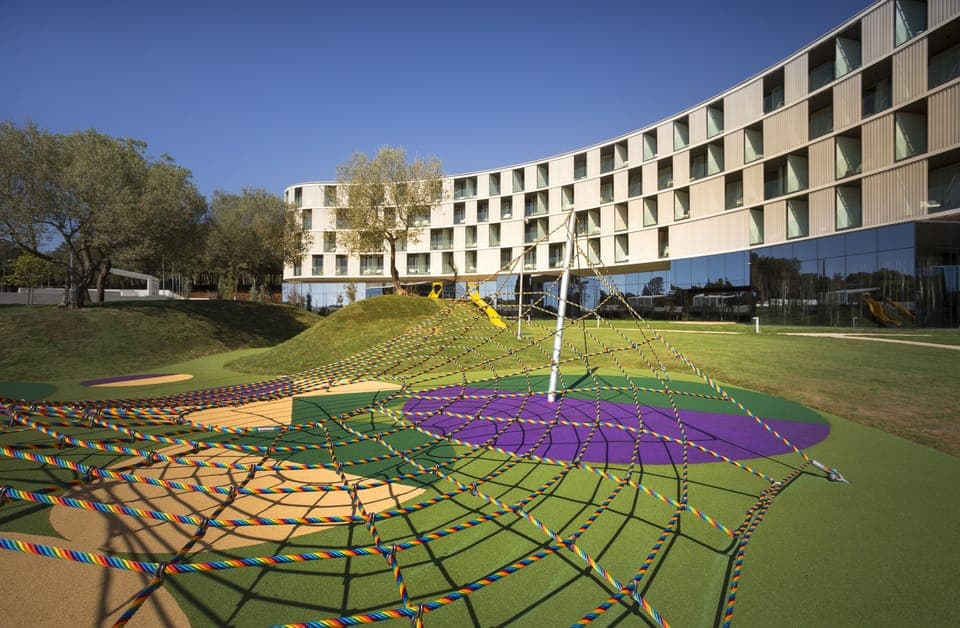 Children's play area - outdoor