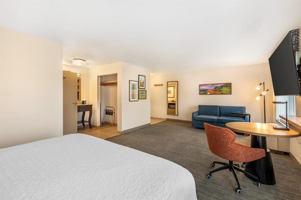 Down comforters, desk, laptop workspace, blackout drapes