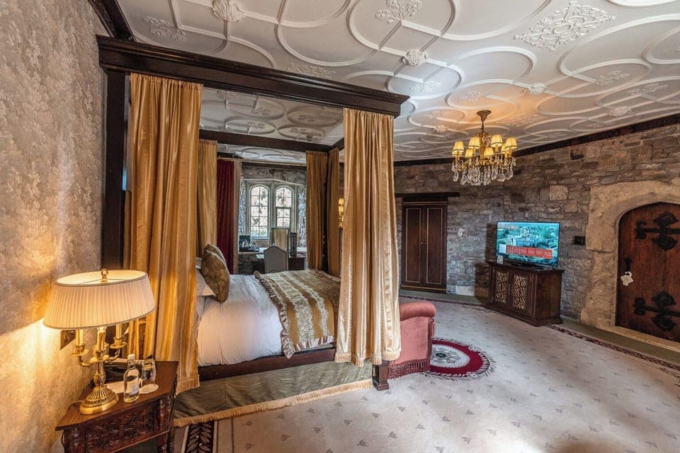 Superior Double Room | Premium bedding, individually decorated, individually furnished, desk