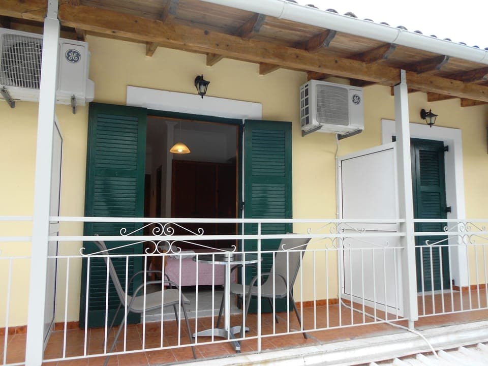 Studio | Terrace/patio