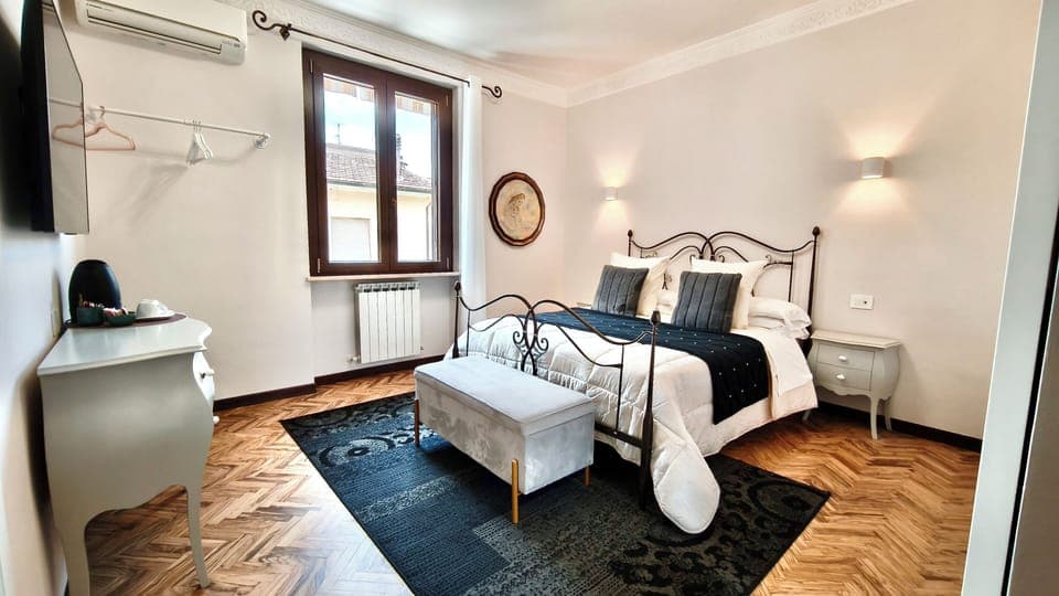 Standard Double Room, 1 Double Bed | Premium bedding, minibar, cribs/infant beds, free WiFi