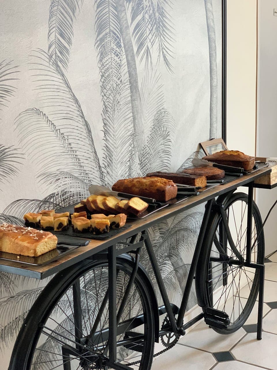 Daily buffet breakfast (EUR 19.50 per person)