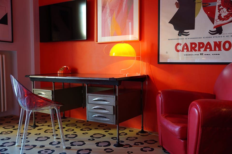 Garden Room  | Minibar, in-room safe, individually decorated, individually furnished