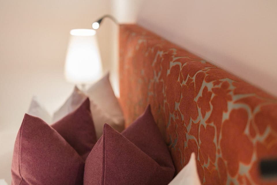 Comfort Double Room, 1 Double Bed | Hypo-allergenic bedding, individually decorated, individually furnished