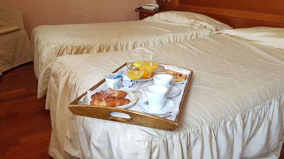 Room service - dining