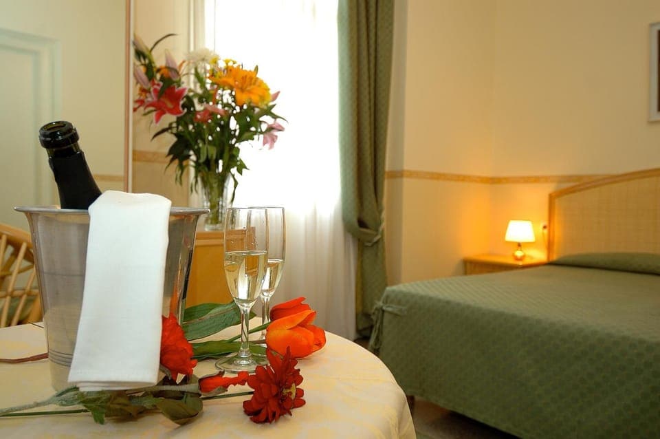 Minibar, in-room safe, free WiFi, bed sheets