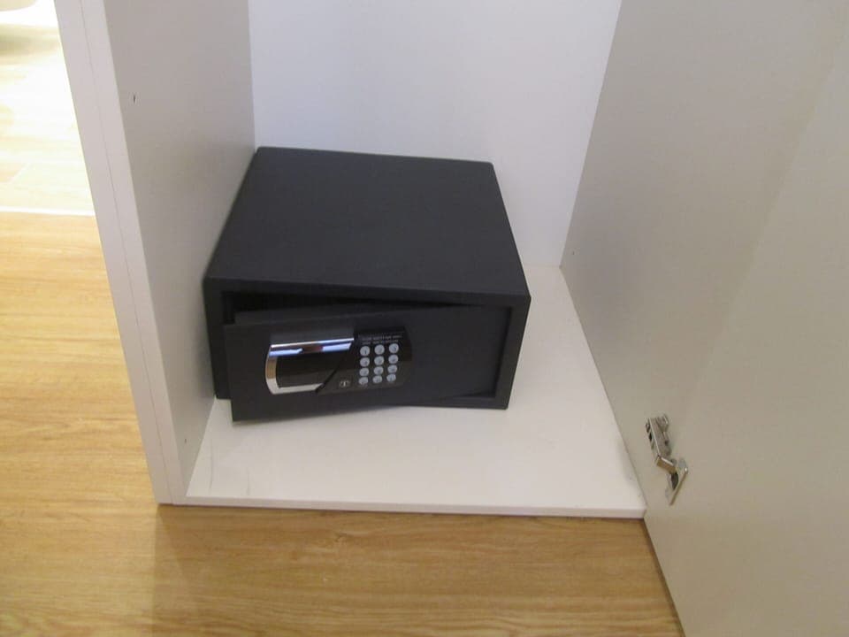 Superior Triple Room | Safe