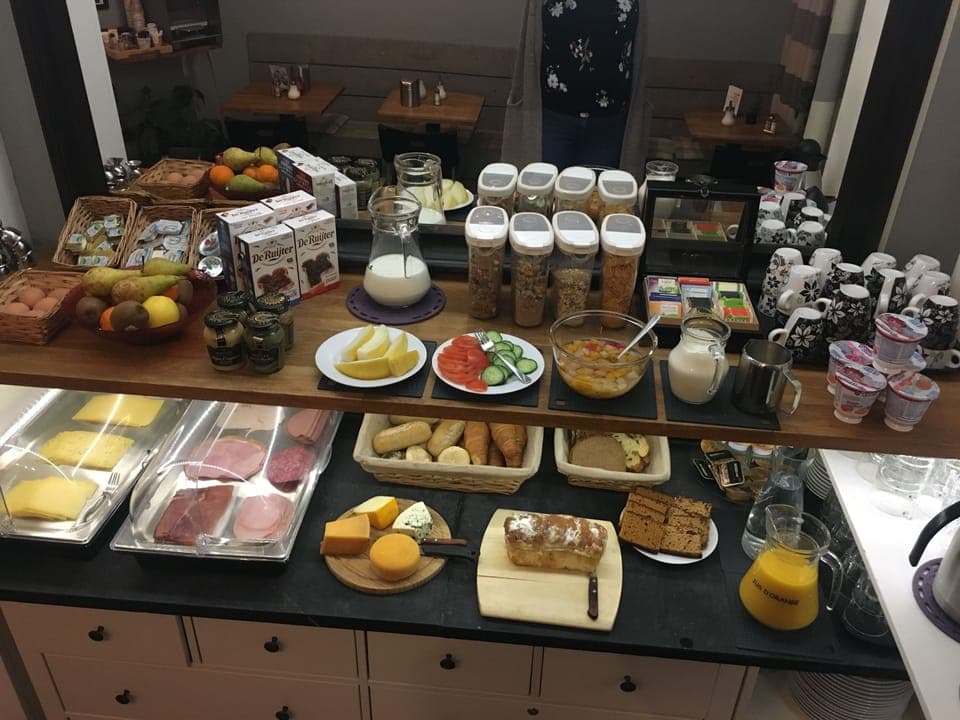 Daily buffet breakfast (EUR 10.95 per person)