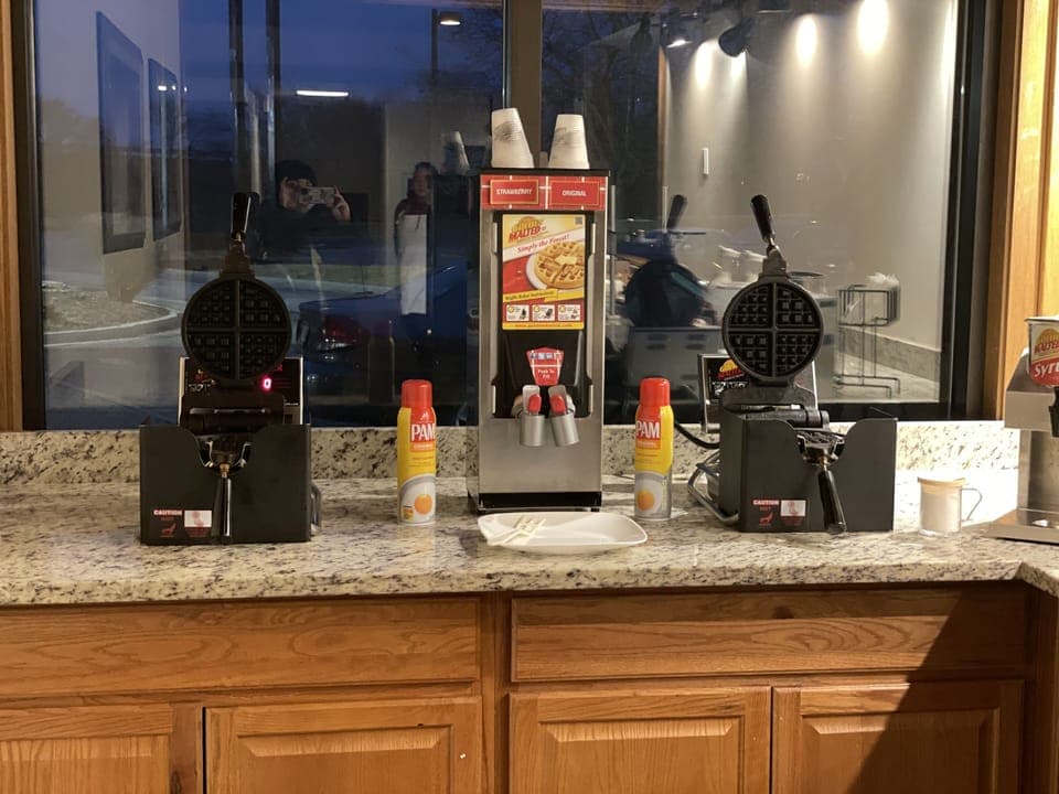 Free daily continental breakfast