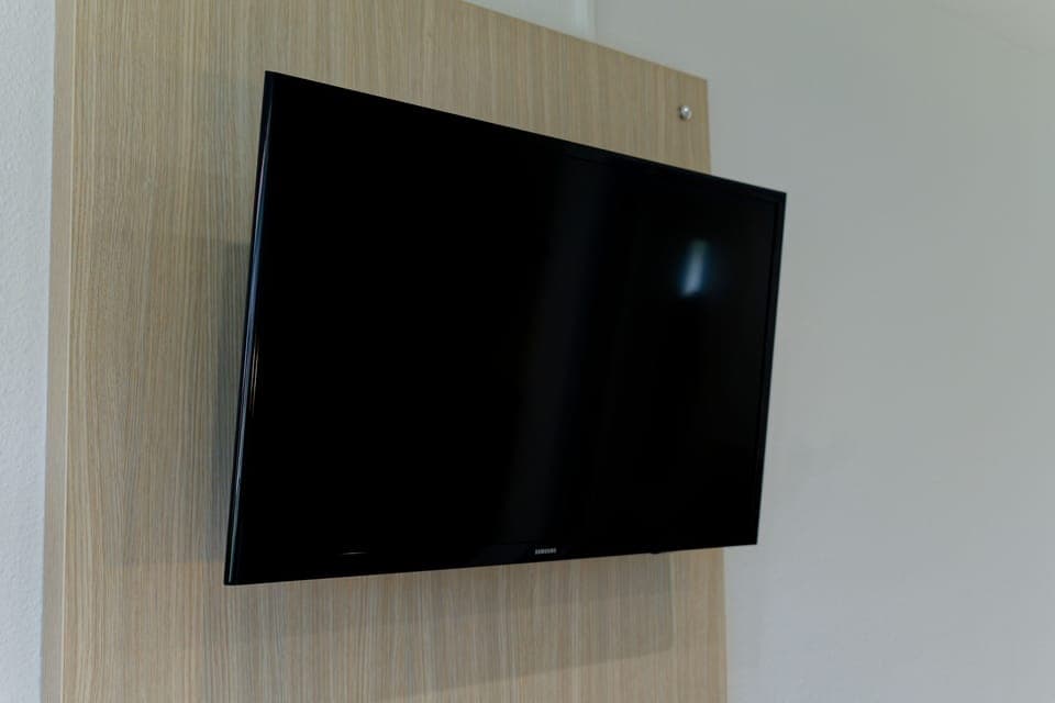 Twin Room | Desk, iron/ironing board, free WiFi