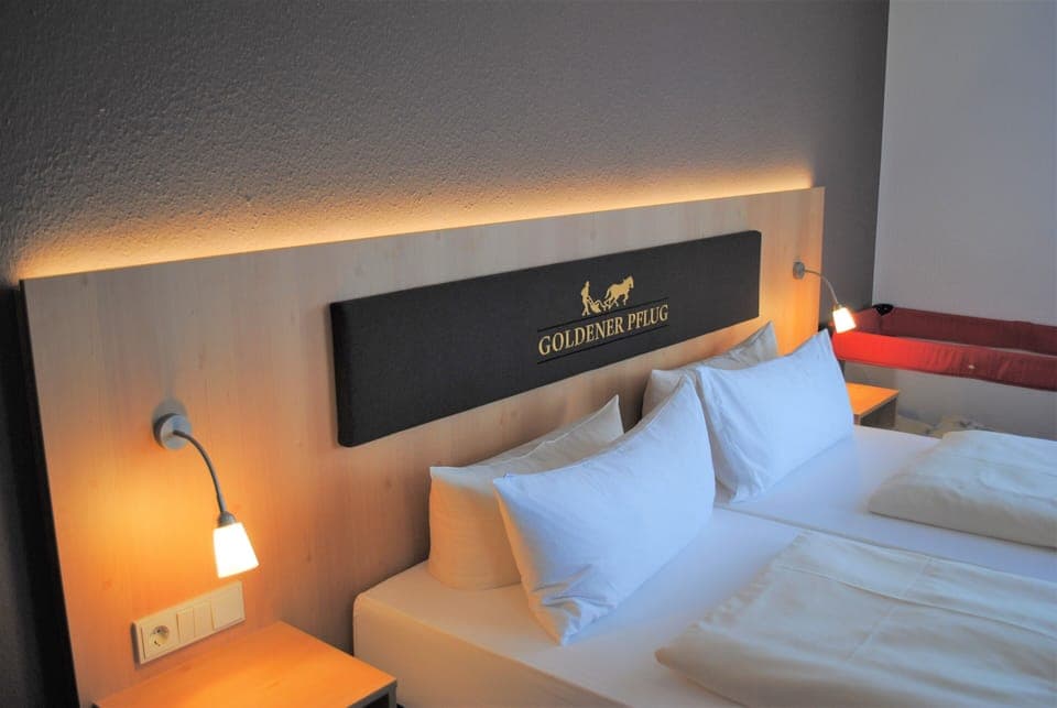 Individually furnished, desk, soundproofing, free WiFi