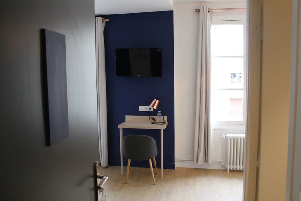 Family Room | 1 bedroom, premium bedding, pillowtop beds, in-room safe