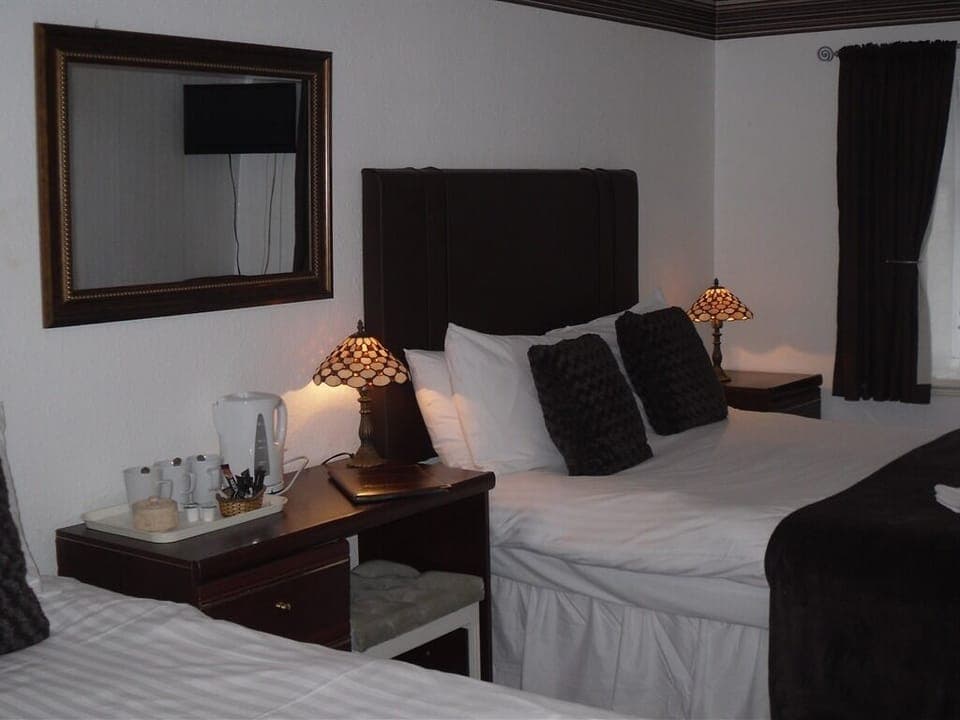 Standard Triple Room, Ensuite (3 Adults)