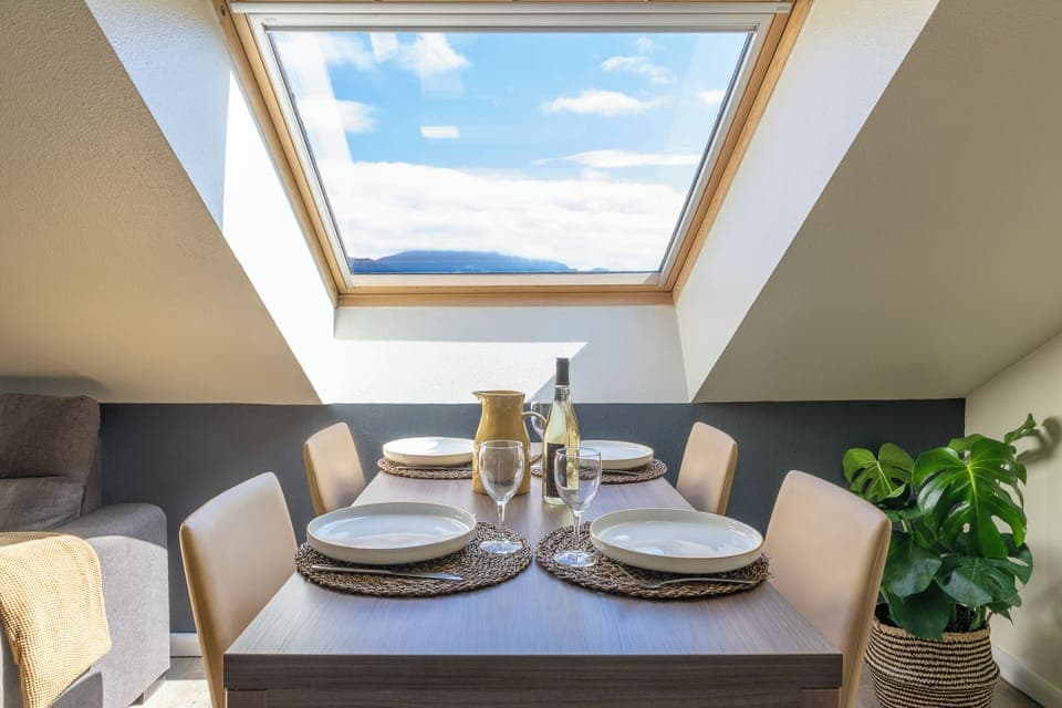 Superior Room, 1 Double Bed with Sofa bed | Living area | 75-cm flat-screen TV with cable channels, TV