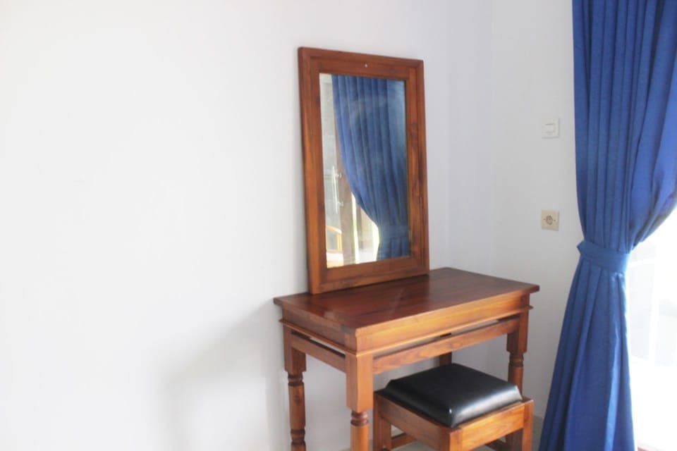 Twin Room, Garden View (With AC) | Room amenity