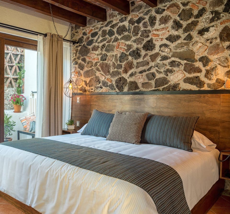 Superior Room, 1 King Bed | Premium bedding, in-room safe, individually decorated