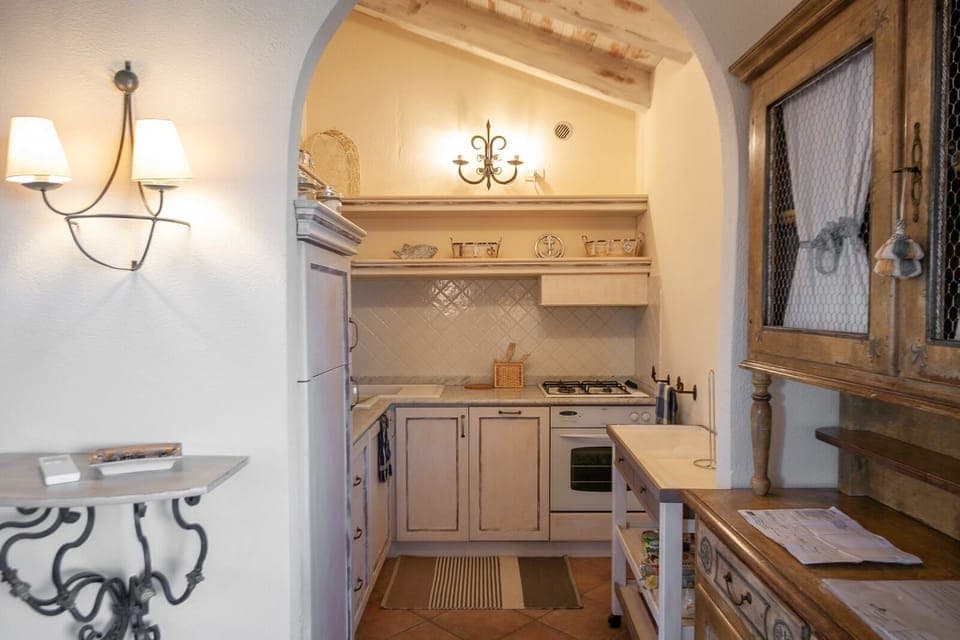 Standard Apartment | Private kitchen | Full-size fridge, oven, stovetop, dishwasher