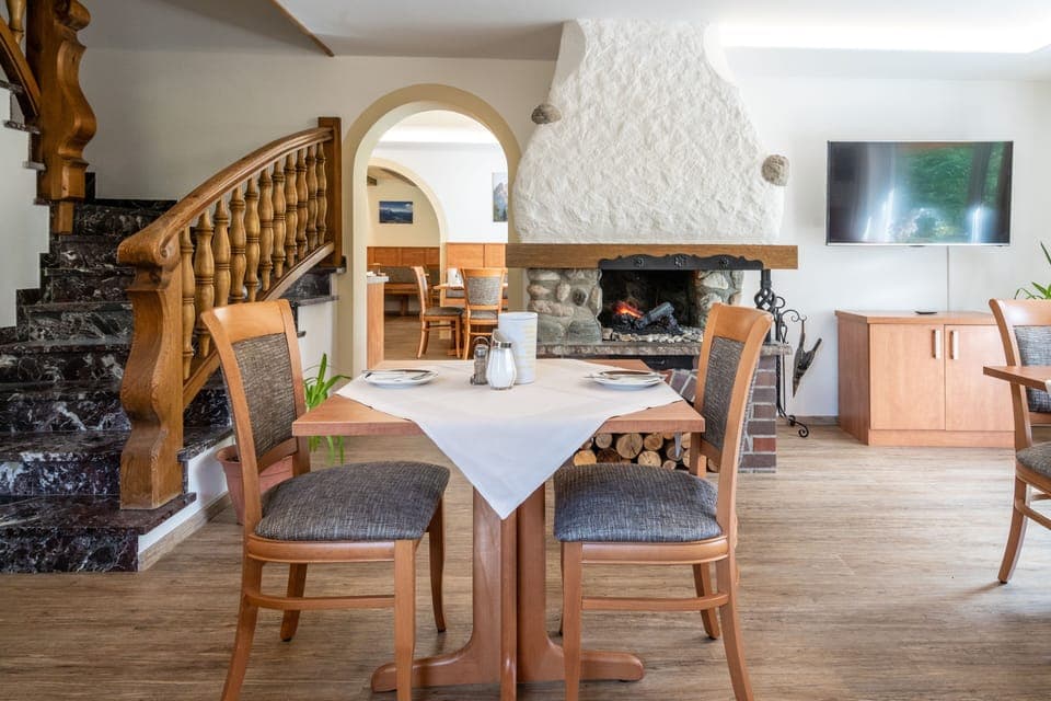 Daily buffet breakfast (EUR 17.5 per person)