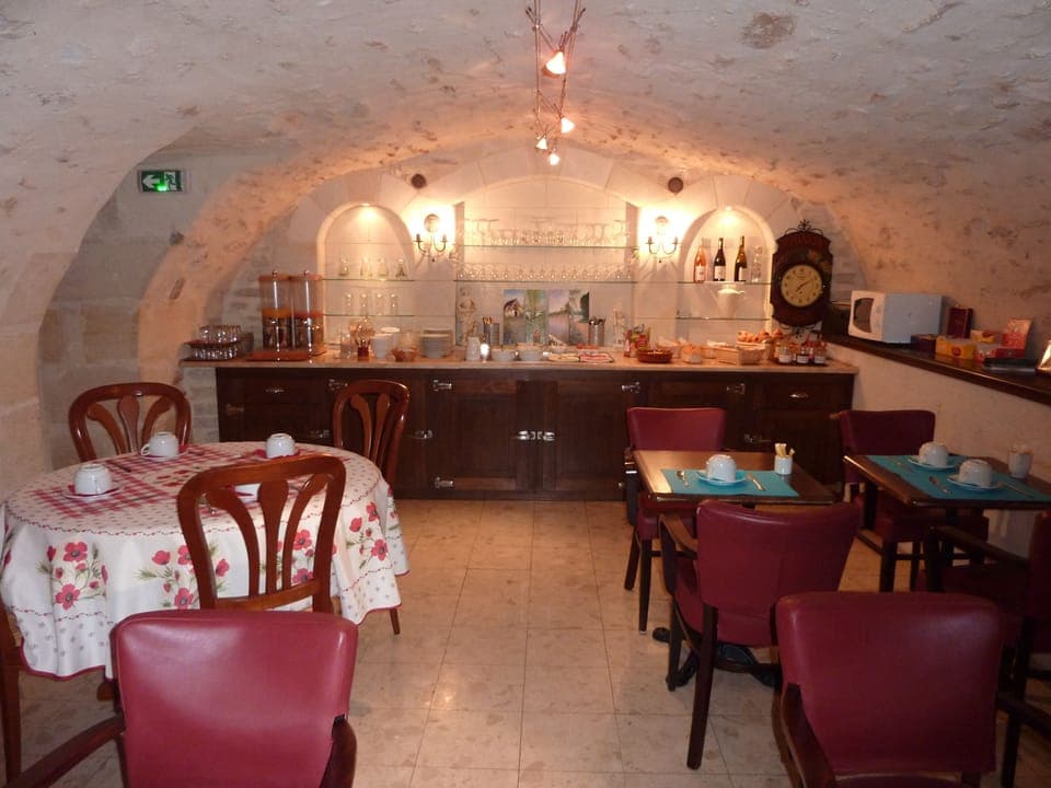 Daily buffet breakfast (EUR 11 per person)