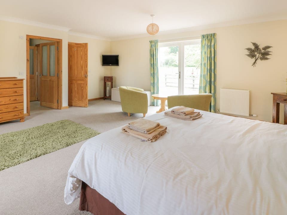 Cottage | 3 bedrooms, individually decorated, individually furnished, free WiFi