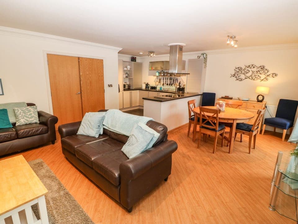 Cottage | Living room | TV, DVD player, table tennis