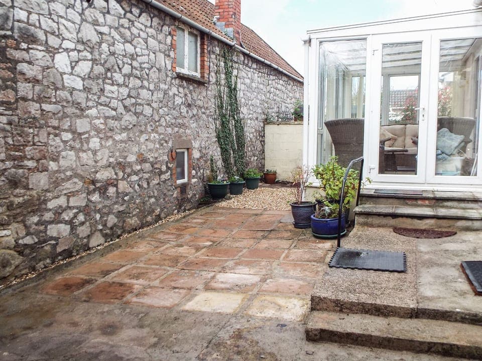 Cottage | Property grounds