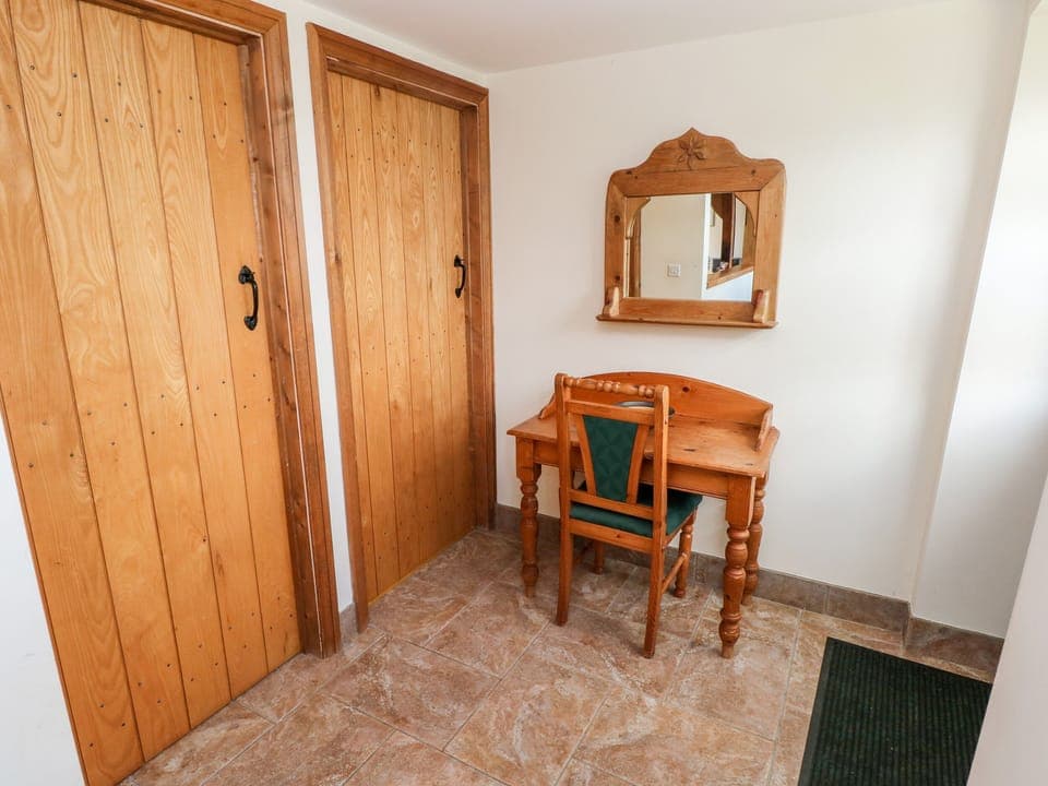 Cottage | 3 bedrooms, individually decorated, individually furnished, free WiFi