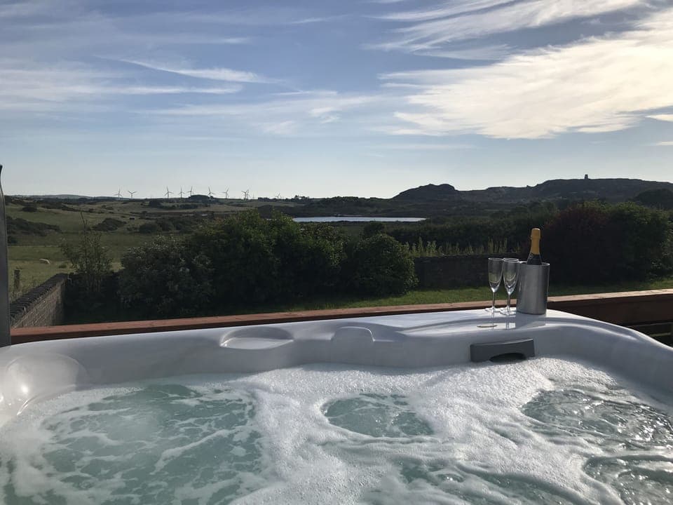 Cottage | Property grounds