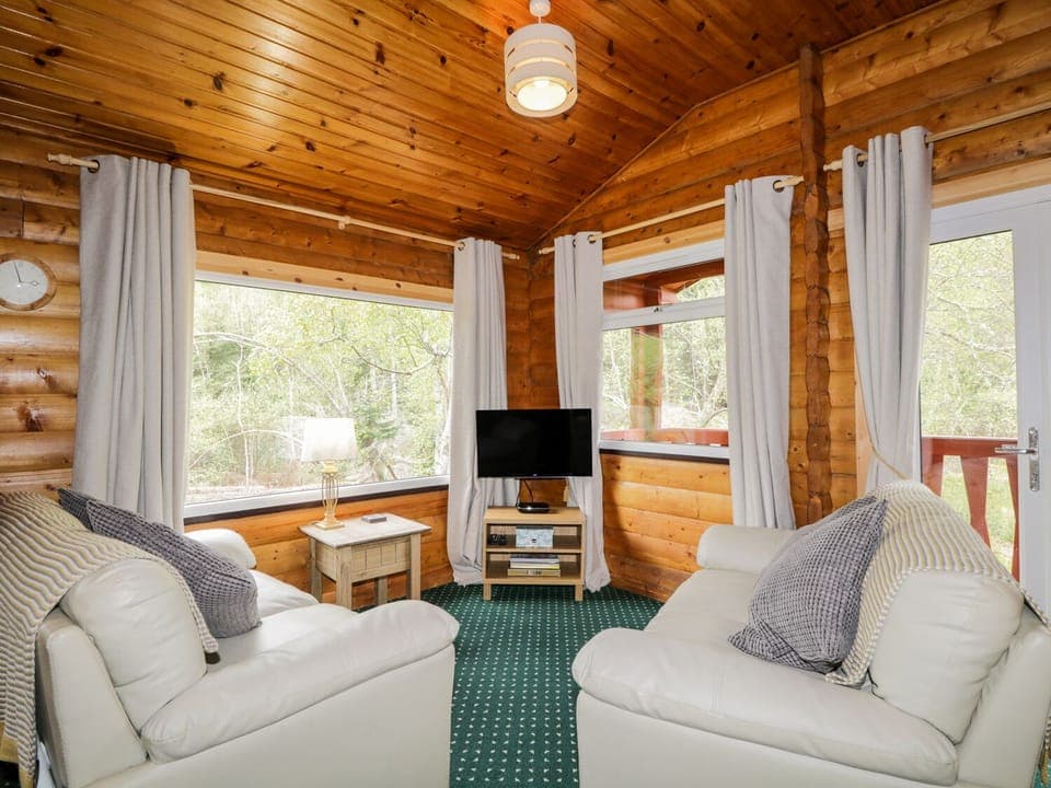 Cottage | Living room | TV