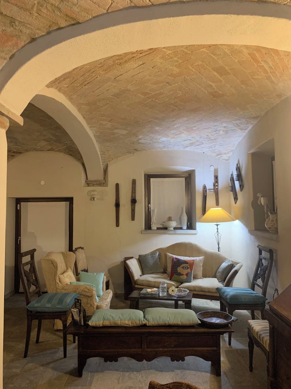 43-inch Smart TV with digital channels, TV