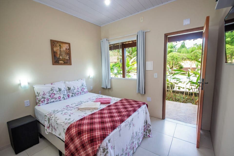 Economy Double Room | Bed sheets