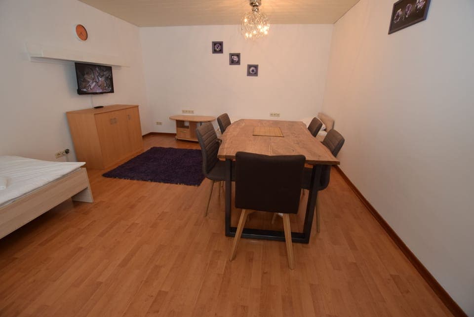 Apartment, 2 Bedrooms (39-00) | In-room dining