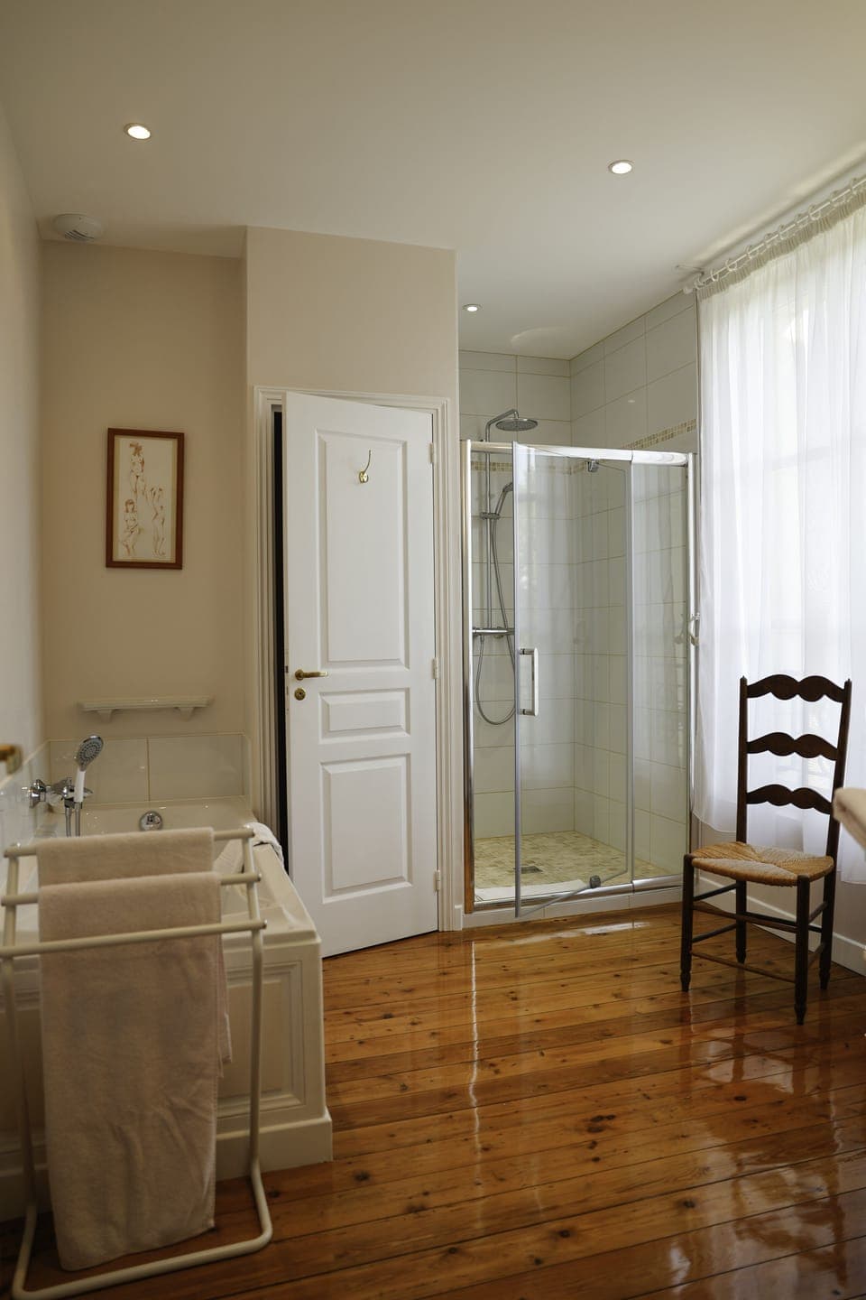 Deluxe Double Room, Private Bathroom (Chambre Bleue) | Bathroom